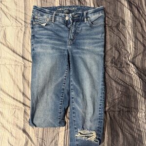 American Eagle Outfitters Women's Blue Distressed Skinny Jeans